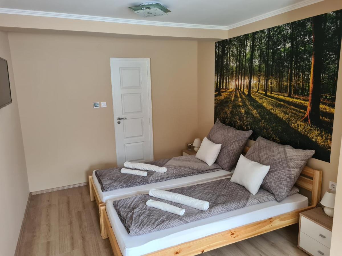 Napfény Apartman Makó Exterior foto