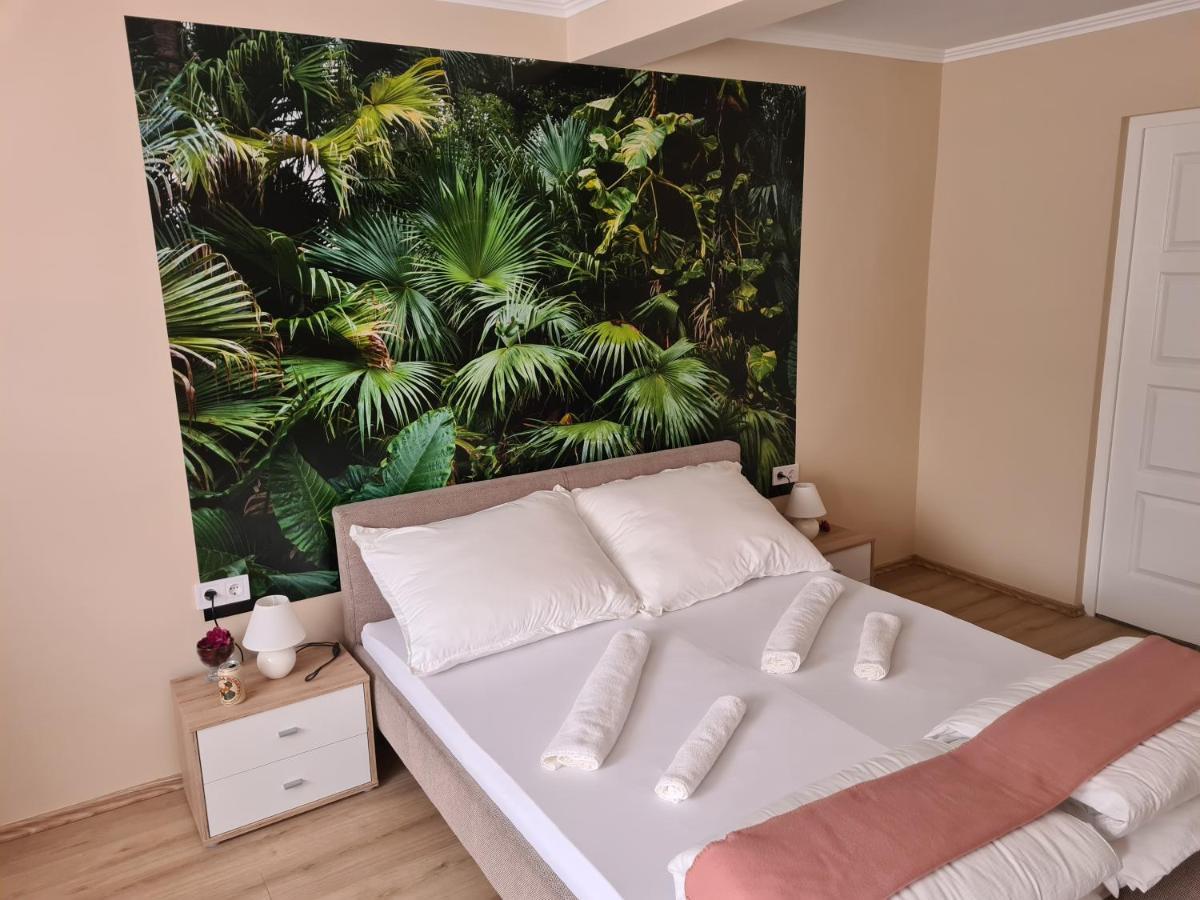 Napfény Apartman Makó Exterior foto